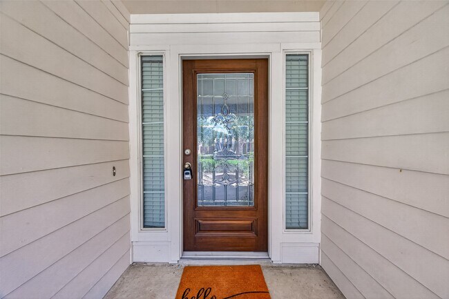 property at 11915 Lois Ln Dr