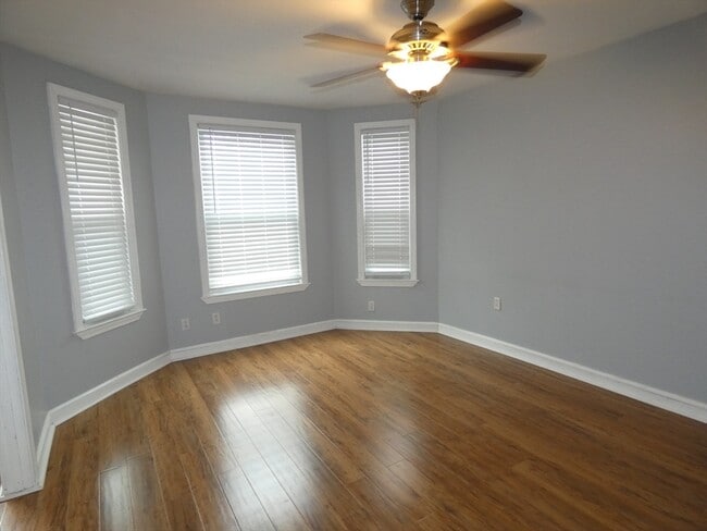 15 Cypress St in Somerville, MA - Building Photo - Building Photo