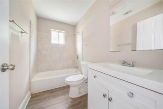 3820 Lila St in Houston, TX - Building Photo - Building Photo