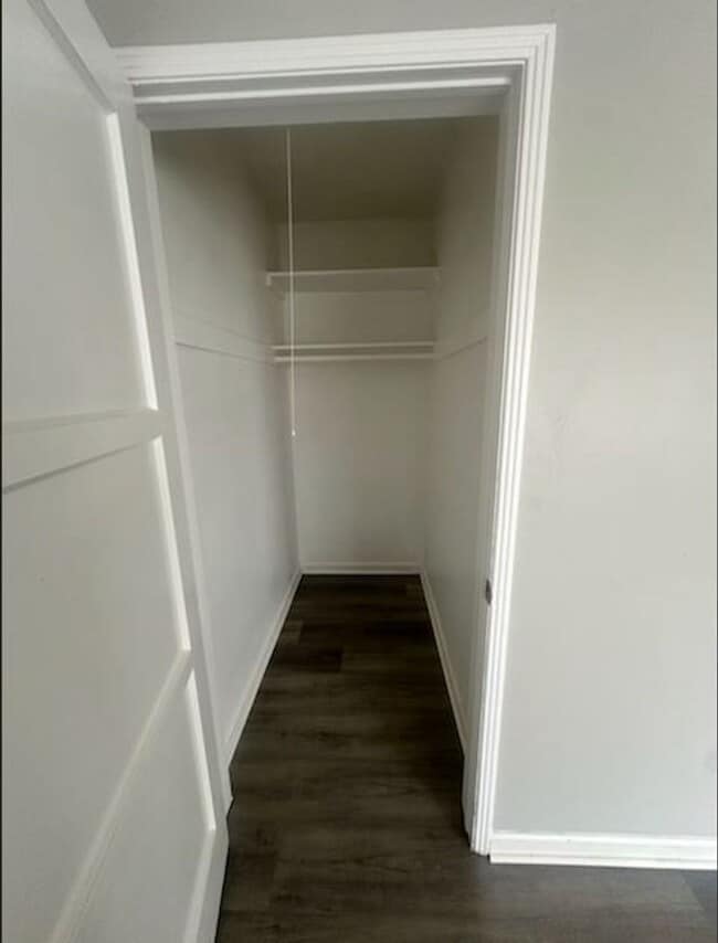 102-106 W Hill St in Long Beach, CA - Building Photo - Building Photo