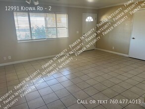 12991 Kiowa Rd in Apple Valley, CA - Building Photo - Building Photo