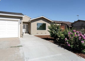 3262 Firth Way in San Jose, CA - Building Photo