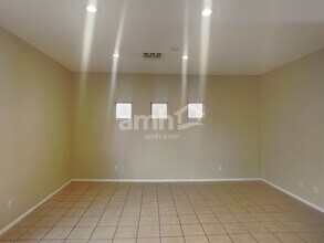 902 Blue Rosalie Pl in Henderson, NV - Building Photo - Building Photo