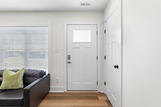 1600 Wards Ferry Rd, Unit Room A in Lynchburg, VA - Building Photo - Building Photo