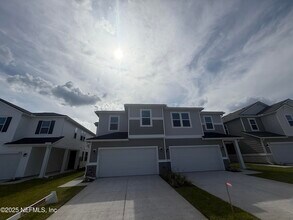 6850 Rhapsody Rd in Jacksonville, FL - Building Photo - Building Photo