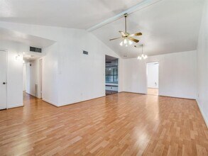 1807 Robert Jones Dr in Mesquite, TX - Building Photo - Building Photo