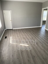 2103 Arrow Ave in Anderson, IN - Foto de edificio - Building Photo