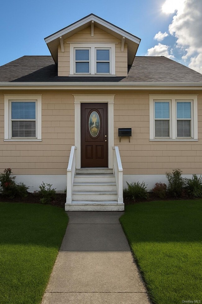 property at 74 Dehnhoff Ave