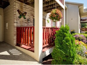 Lincoln School Apartments in Waupun, WI - Building Photo - Building Photo