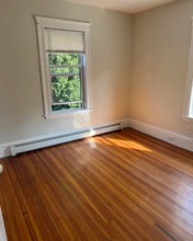 49 Conwell Ave, Unit 3 in Somerville, MA - Building Photo - Building Photo