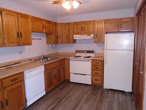 2538 Brockman St-Unit -1 in Manhattan, KS - Building Photo - Building Photo