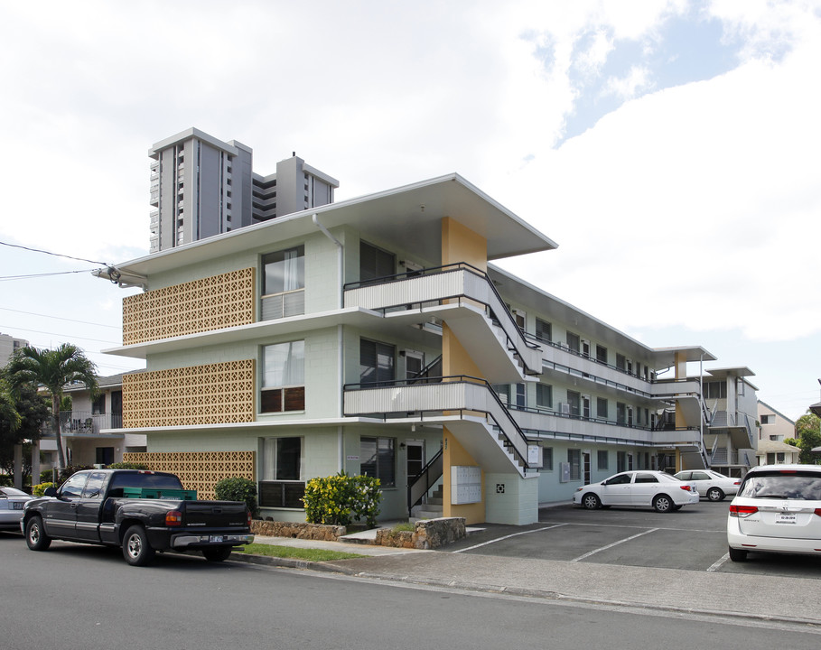 832 Paani St in Honolulu, HI - Foto de edificio