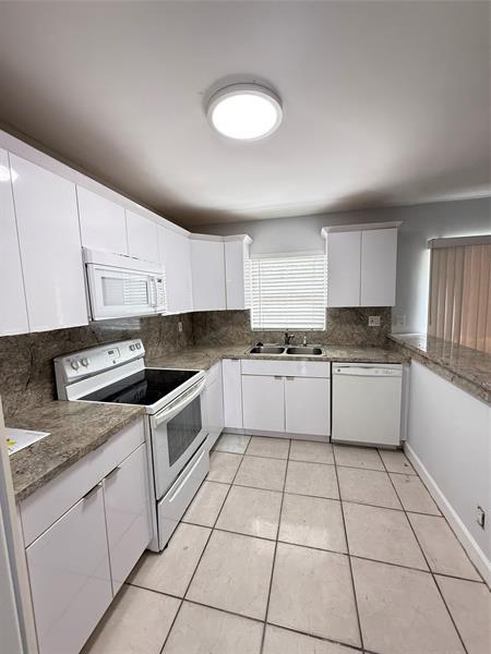 property at 5711 Blueberry Ct