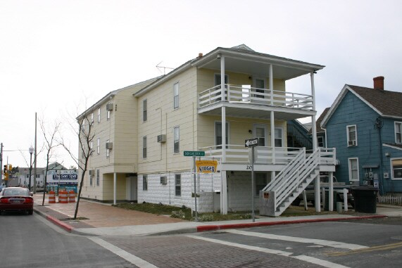 Assateague House in Ocean City, MD - Foto de edificio