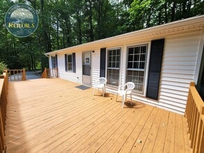 150 Henley Ln in Linville, NC - Building Photo - Building Photo