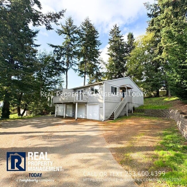 property at 2802 12th Ave Ct NW