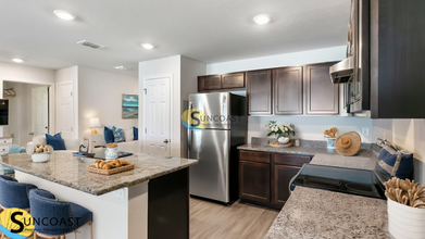 108 Lynbrook Dr-Unit -A in Palm Coast, FL - Foto de edificio - Building Photo