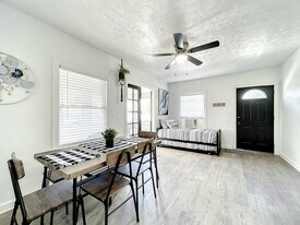 1829 Hollenbeck Dr in Orlando, FL - Building Photo