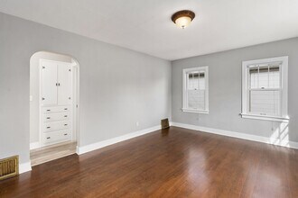 1011 E Nora Ave in Spokane, WA - Foto de edificio - Building Photo