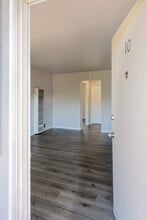 3405 Dimond Ave in Oakland, CA - Building Photo - Building Photo