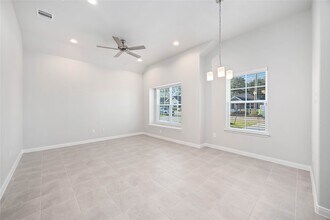 11824 E Gate Dr in Willis, TX - Building Photo - Building Photo