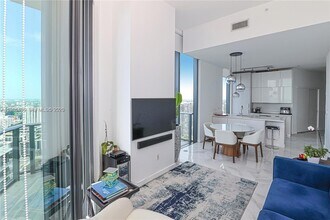 501 NE 31st St, Unit 4008 in Miami, FL - Building Photo - Building Photo