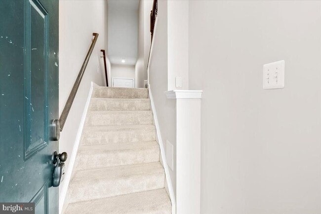 property at 6026 Forum Sq