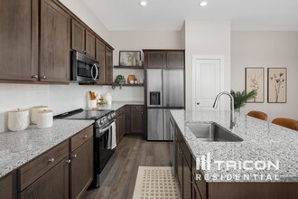 109 Bedford Cir in Saginaw, TX - Building Photo - Building Photo