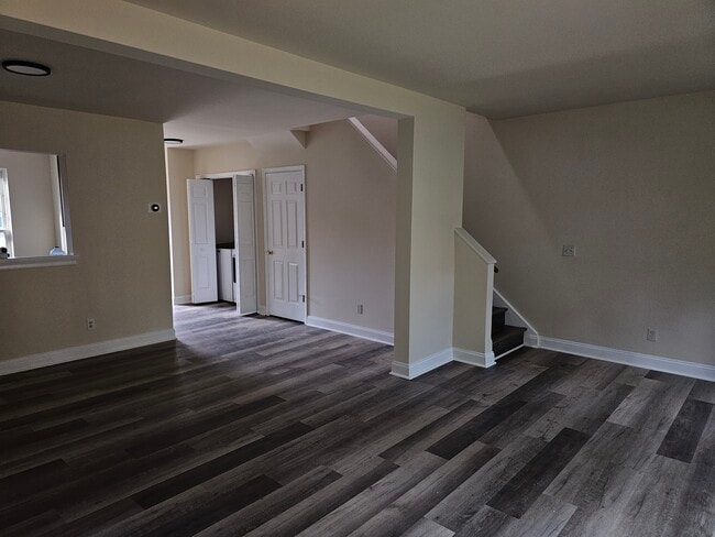 property at 17 Troy Ln