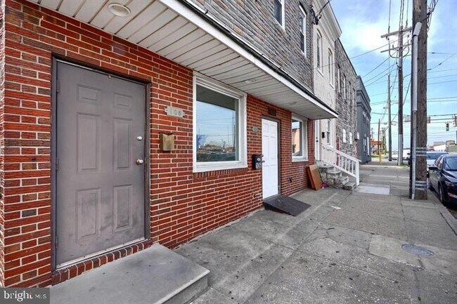 106 S Haven St in Baltimore, MD - Building Photo - Building Photo