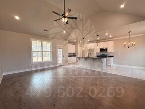 83 Argyll Dr in Bella Vista, AR - Building Photo - Building Photo