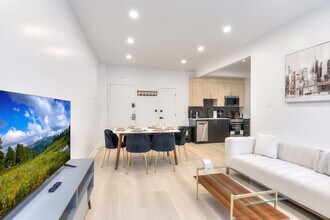 2080 Av. Lincoln in Montréal, QC - Building Photo - Building Photo