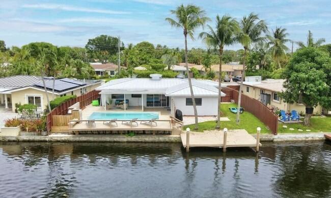 1631 Poinsettia Dr in Fort Lauderdale, FL - Building Photo - Building Photo