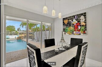 2321 SE 15th St in Pompano Beach, FL - Building Photo - Building Photo