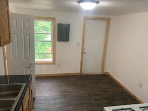 869 Albemarle St, Unit 2 in St. Paul, MN - Building Photo - Building Photo