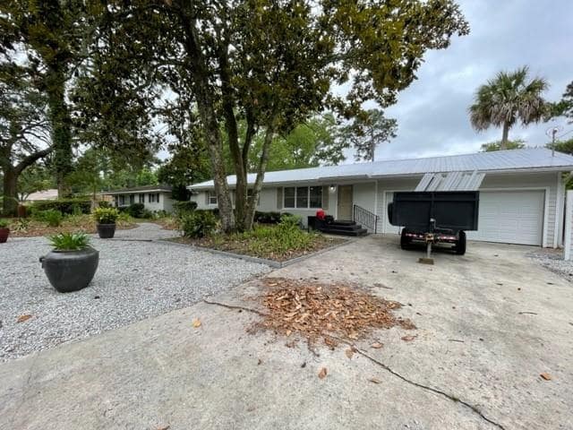 3247 Willow Ave in Brunswick, GA - Building Photo - Building Photo