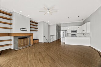 2625 W Chicago Ave in Chicago, IL - Building Photo - Building Photo