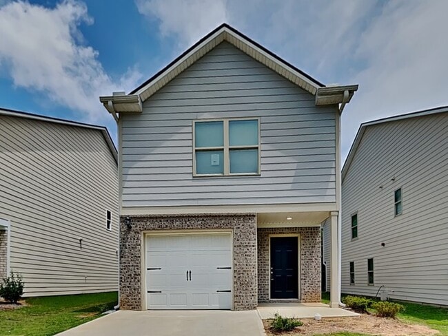 property at 2150 Belmont Cir NE