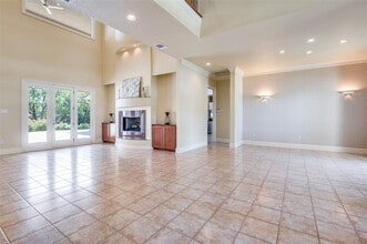 910 Turnberry Ln in Southlake, TX - Foto de edificio - Building Photo
