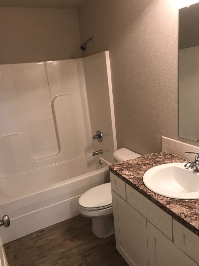 1212 Ozier St in Van Buren, AR - Building Photo - Building Photo