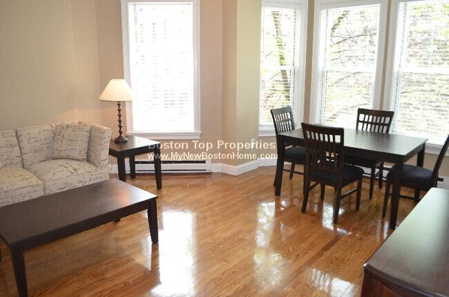 537 Columbus Ave, Unit #2A in Boston, MA - Foto de edificio - Building Photo