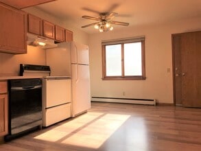 614 Femrite Dr in Monona, WI - Building Photo - Building Photo