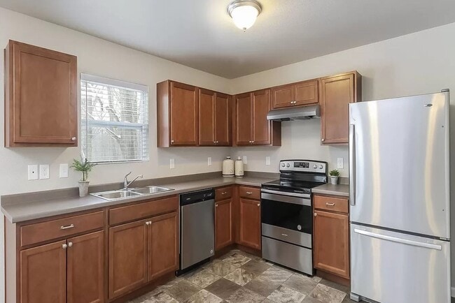 1039 Broken Ridge Dr in Lansing, MI - Building Photo - Building Photo