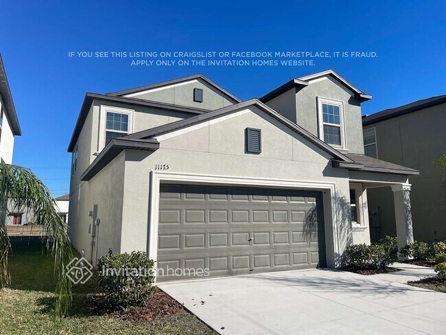 11175 Riley Pines Cir in Gibsonton, FL - Building Photo - Building Photo