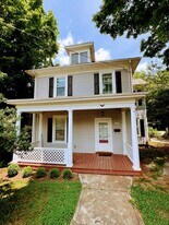 1460 Yancey St in Lynchburg, VA - Building Photo