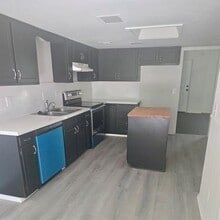 606 Towne House Ln in Richardson, TX - Foto de edificio - Building Photo