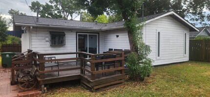 1207 Archer St in Houston, TX - Building Photo - Building Photo