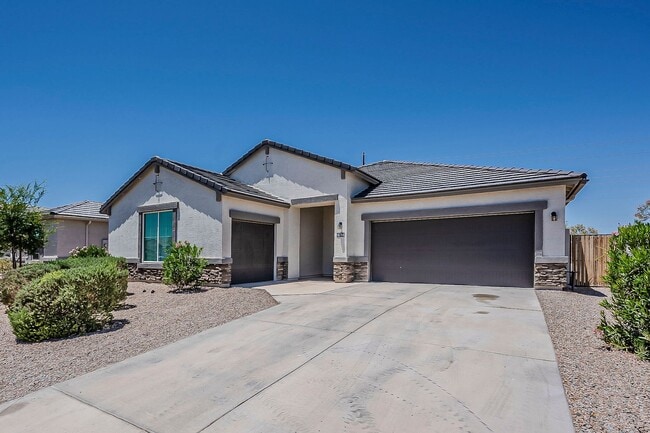 property at 18766 N Salerno Dr