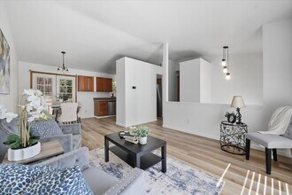 2706 N Chestnut St in Colorado Springs, CO - Building Photo - Building Photo