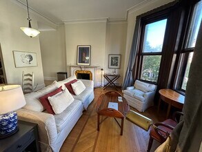 429 Beacon St in Boston, MA - Building Photo - Building Photo
